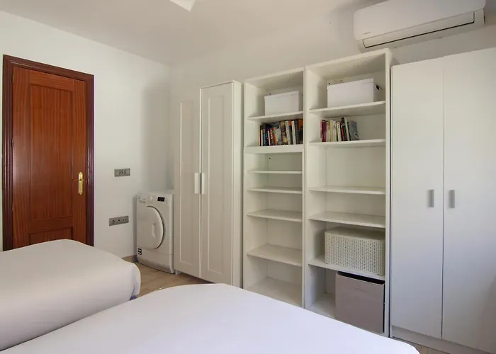Rentalsevilla Doctor Barraquer 公寓 *